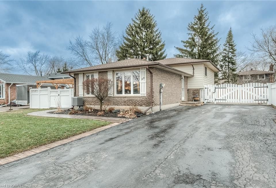 69 Hastings Ct, Wilmot, ON N3A 2T3 | MLS #40353044 | Zillow