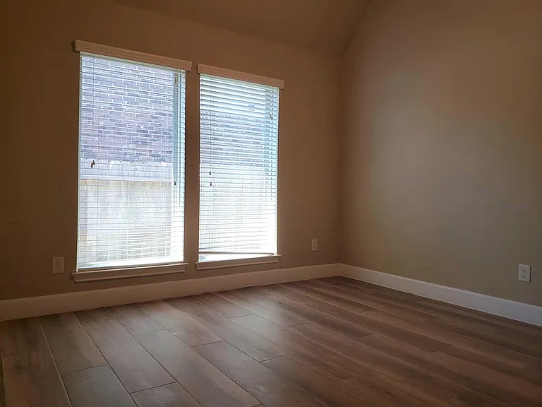 5927 Bristol Path Ln — Photo 25