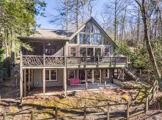 125 Honeysuckle Ct, Sapphire, NC 28774