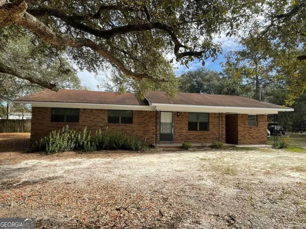 516 Browder Cir, Collins, GA 30421