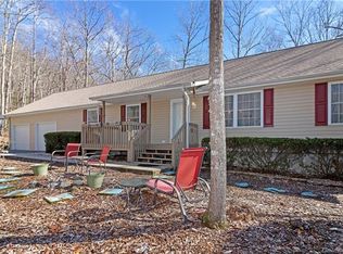 561 Skyland Dr, Pisgah Forest, NC 28768