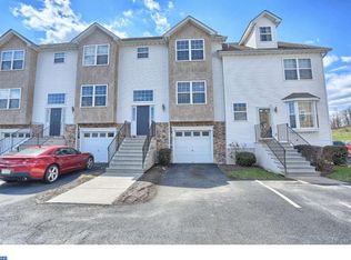 2011 Hampton Ct, Morgantown, PA 19543