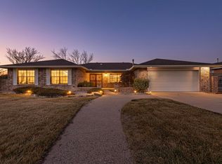 9325 Layton Loop NE, Albuquerque, NM 87111