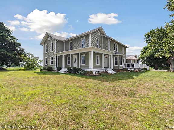 3rd image of 9589 Clinton Macon Rd