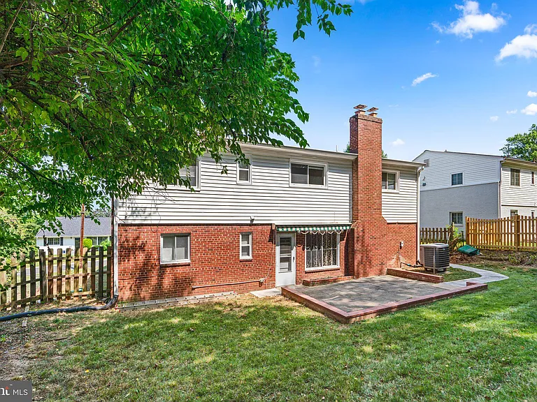 9212 Chanute Dr — Photo 26