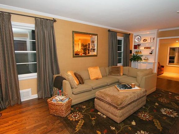 2nd image of 17 Elmwood Pl