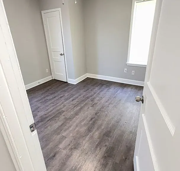 3179 Jackson Ave — Photo 5