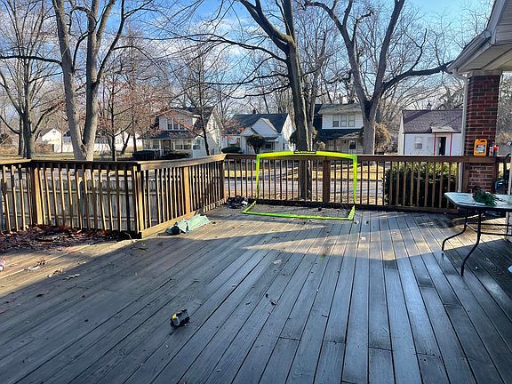 5th image of 18263 Fielding St