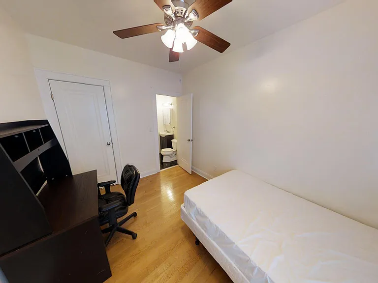 1929 E Genesee St #1 — Photo 4
