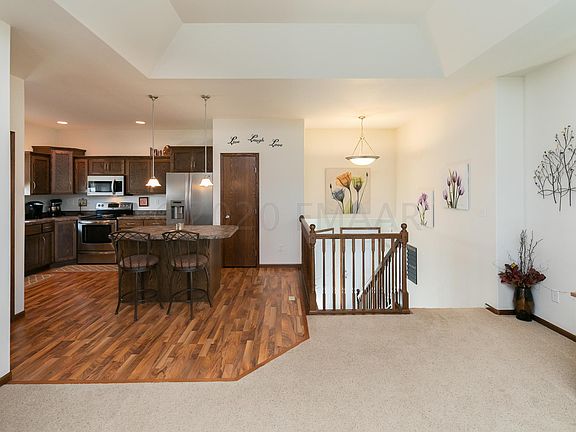 5th image of 3727 11th Ave S
