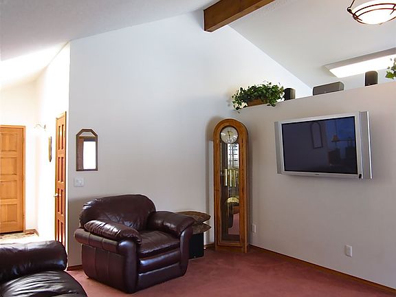 5th image of 12767 Mission Dr