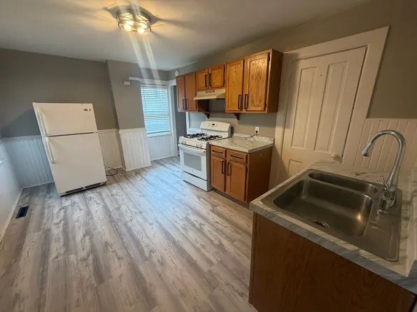 1729 N Warren Ave, 1729 N Warren Ave, Milwaukee, WI 53202