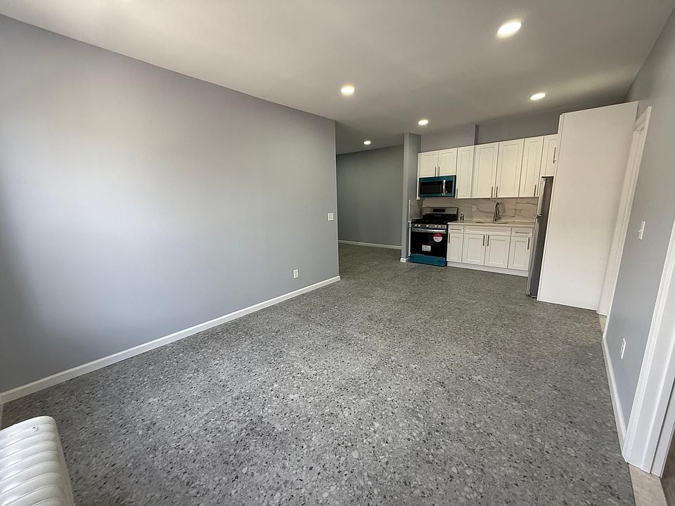 1st image of 6502 Fresh Pond Rd #2L