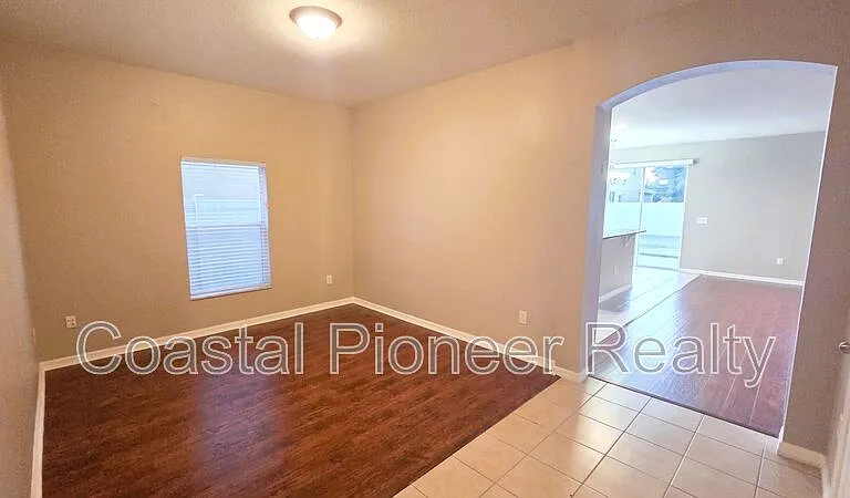 10279 Newminster Loop — Photo 4