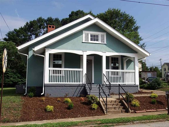 2nd image of 368 Green St