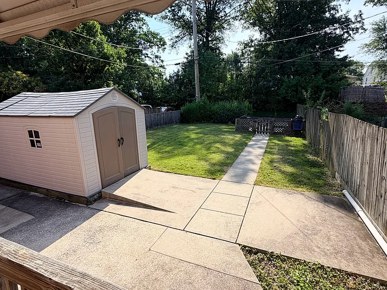 1832 Edgewood Rd — Photo 5