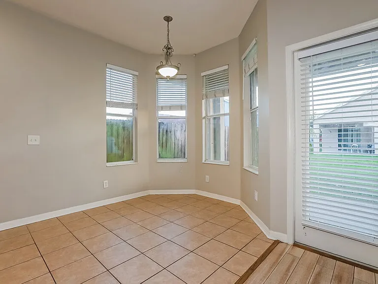 403 Durham Shore Ct — Photo 7