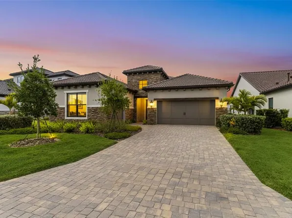 496 Bocelli Dr, Nokomis, FL 34275