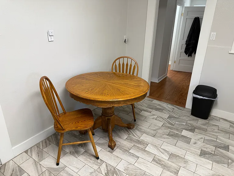 225 Hamilton St — Photo 13