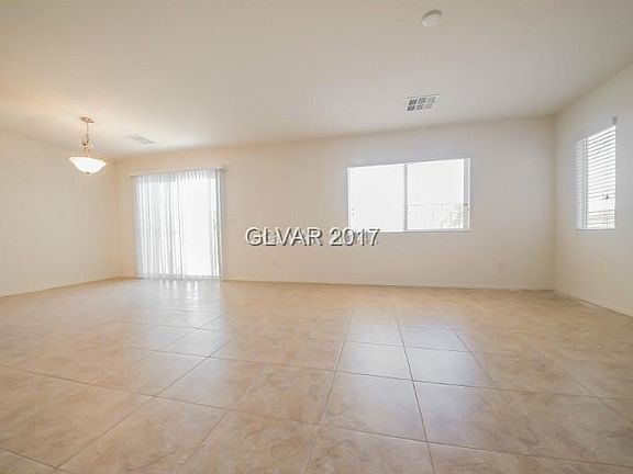 4th image of 8296 Wuthering Heights Ave