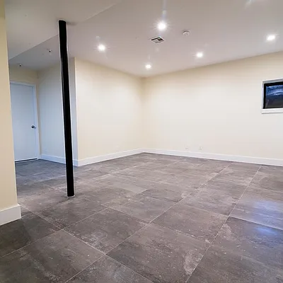 Rented by Nooklyn NYC LLC | media 23