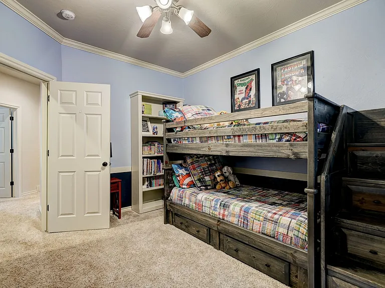 3116 Beacon Hill St — Photo 29