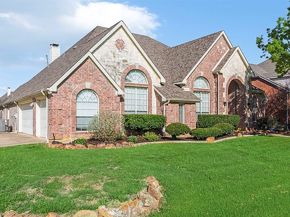 3rd image of 1200 Rio Bravo Way