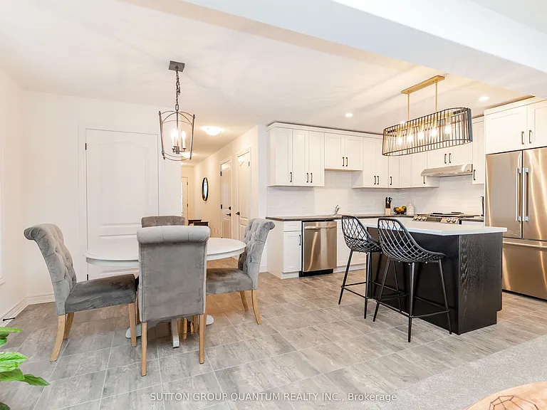 114 Mullin St — Photo 8