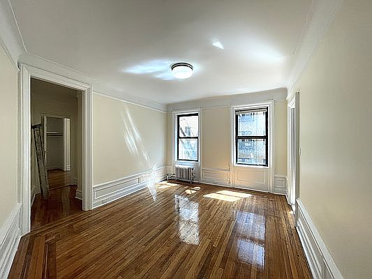 1st image of 867 W 181st St APT 4G