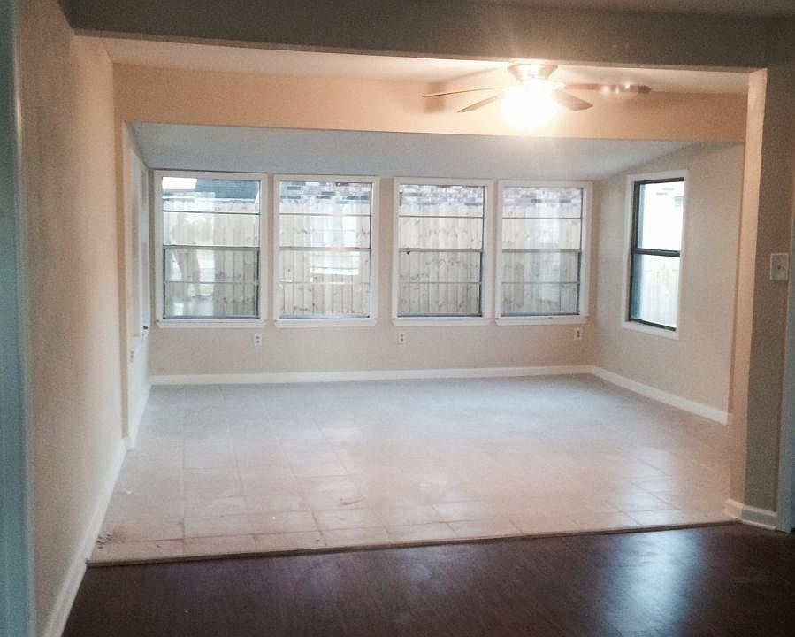 Open Living Area