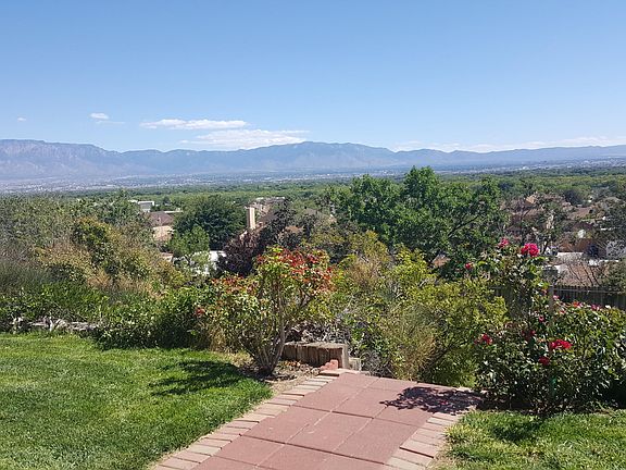 3rd image of 6240 Mesquite Dr NW
