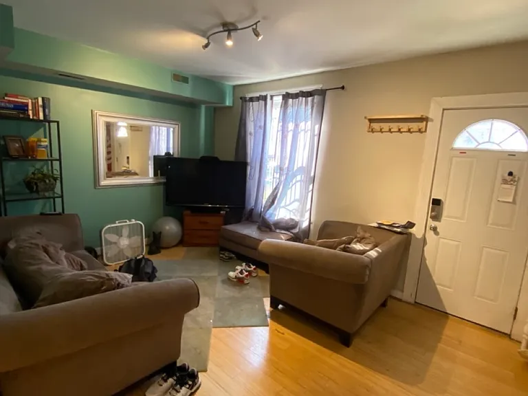 1254 Half St SW #D — Photo 6