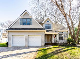 200 Emerson Ct, Toms River, NJ 08753