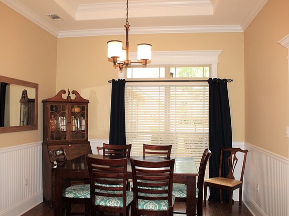 3rd image of 7371 Ivey Hill Cir
