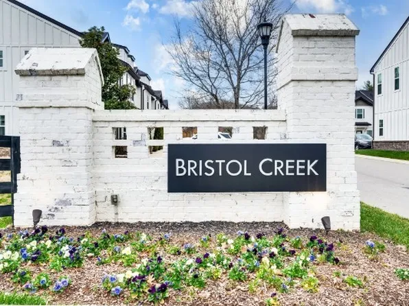 605 Bristol Creek Dr, Nashville, TN 37221