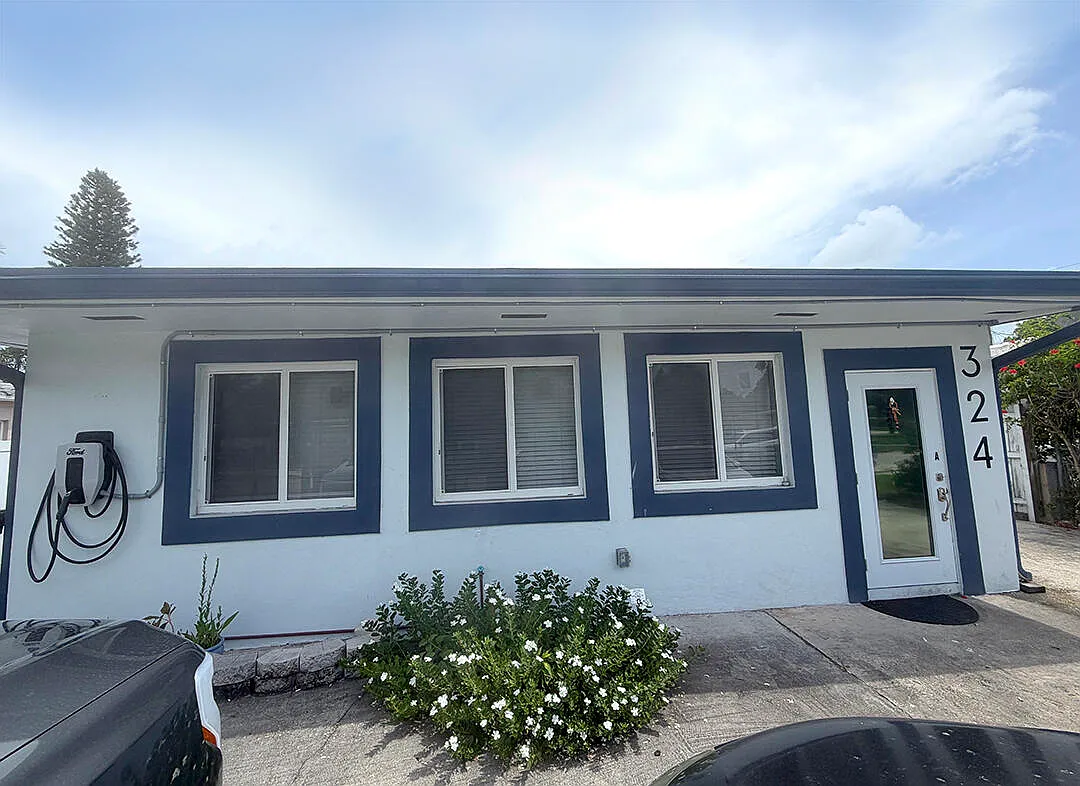 4 bed, 2.0 bath, 1847 sqft, $3,700 — Photo 2