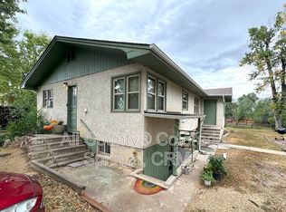 932 1/2 Cheyenne Blvd, Colorado Springs, CO 80905