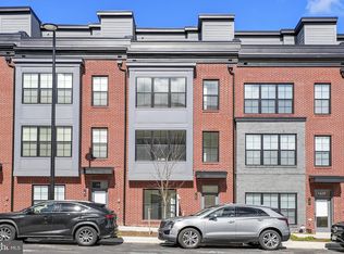 1840 Michael Faraday Dr, Reston, VA 20190