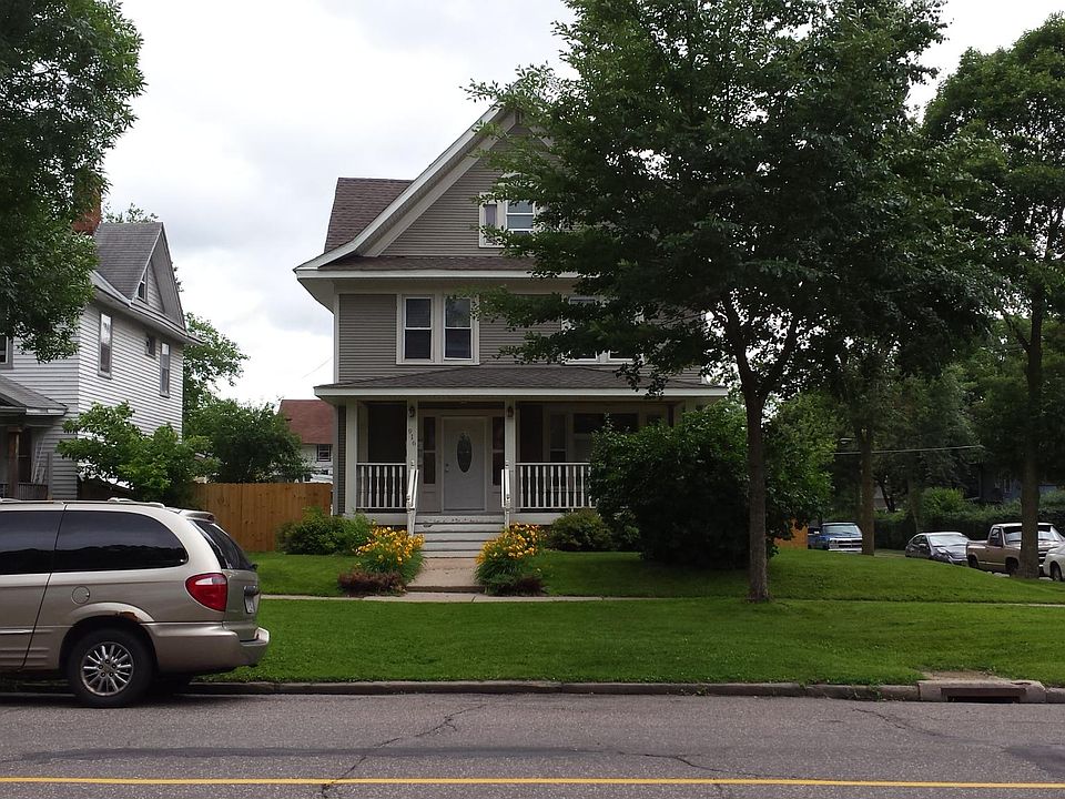 1st image of 916 Marshall Ave APT 1