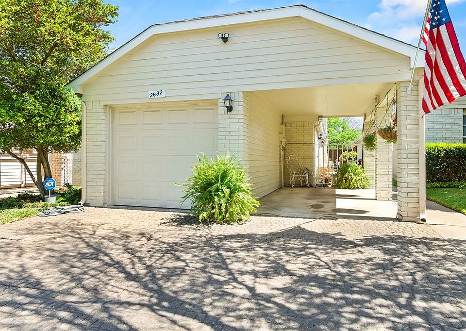 1st image of 2632 Glenmore Dr