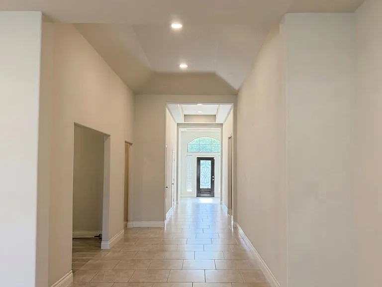 3719 Brampton Island Dr — Photo 4
