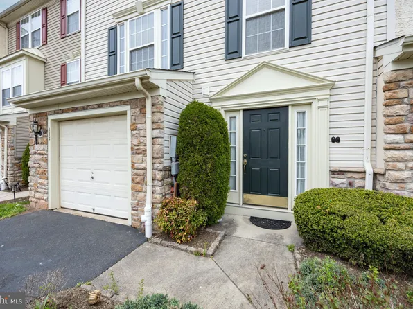 115 Brookview Ln, Pottstown, PA 19464
