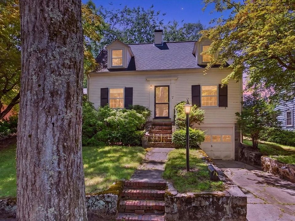 1st image of 25 Leland Rd