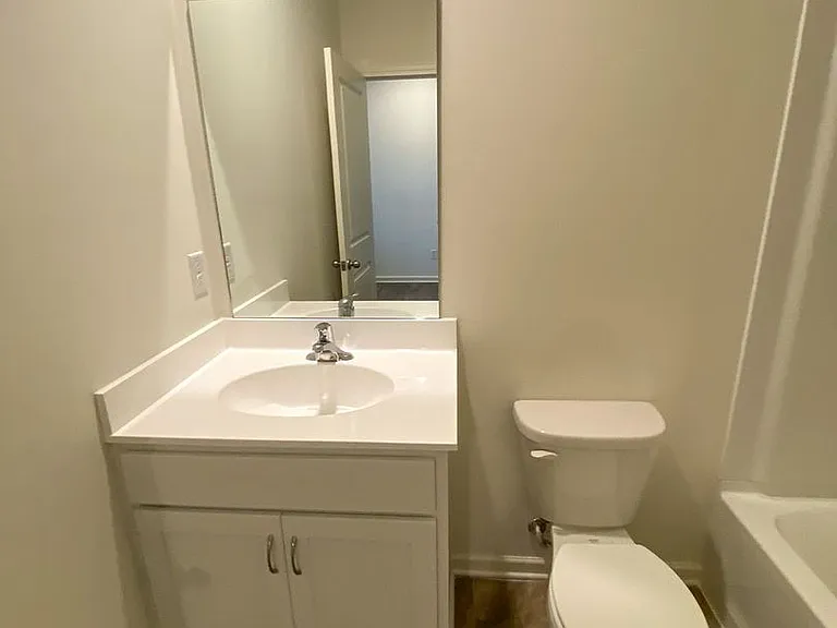 38 Crown Way — Photo 29