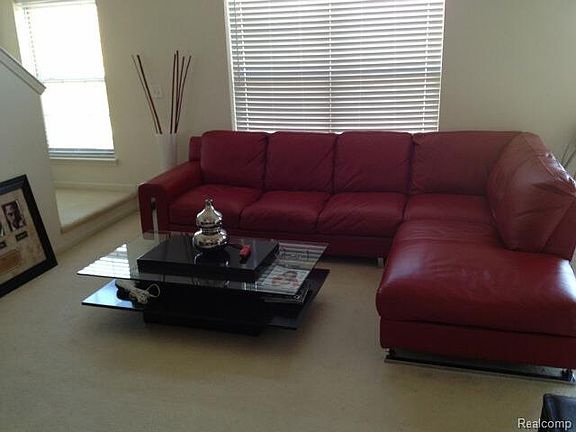 2nd image of 39822 Rockcrest Cir