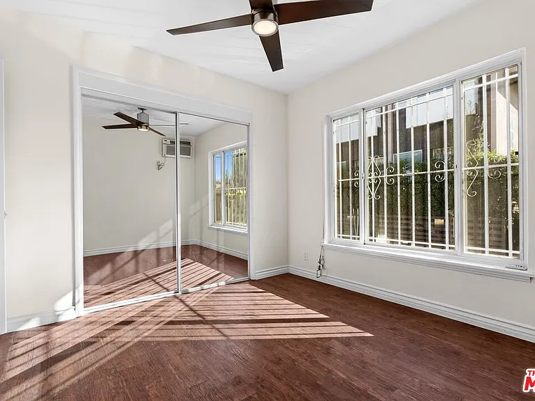 1000 N Orange Grove Ave #2 — Photo 10