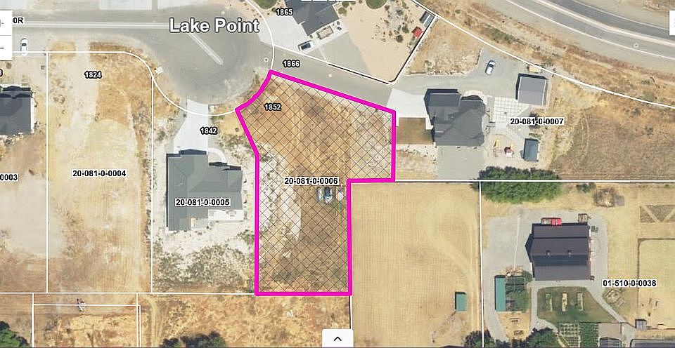 2nd image of 1852 E Davies Pl
