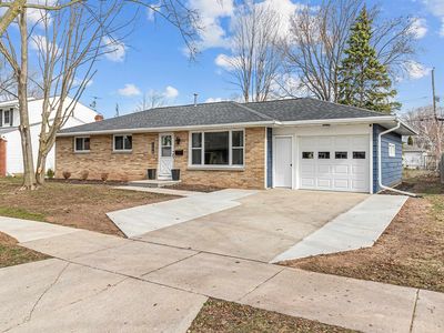 1170 Raleigh St, Green Bay, WI, 54304