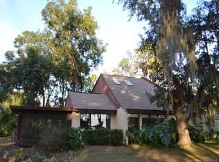 7729 E Pocono Dr, Inverness, FL 34450