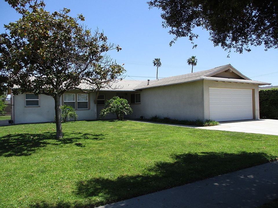 1st image of 7956 San Marino Dr